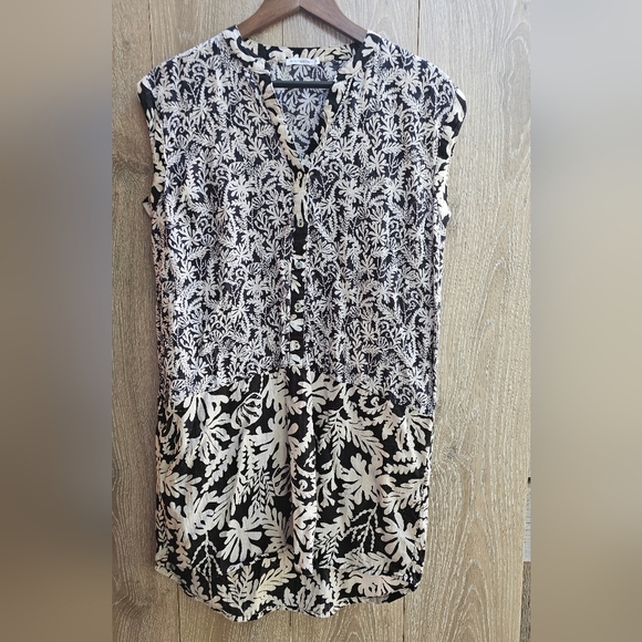 Tops - Monoprix Femme Black and Cream Leaf Print Long Top